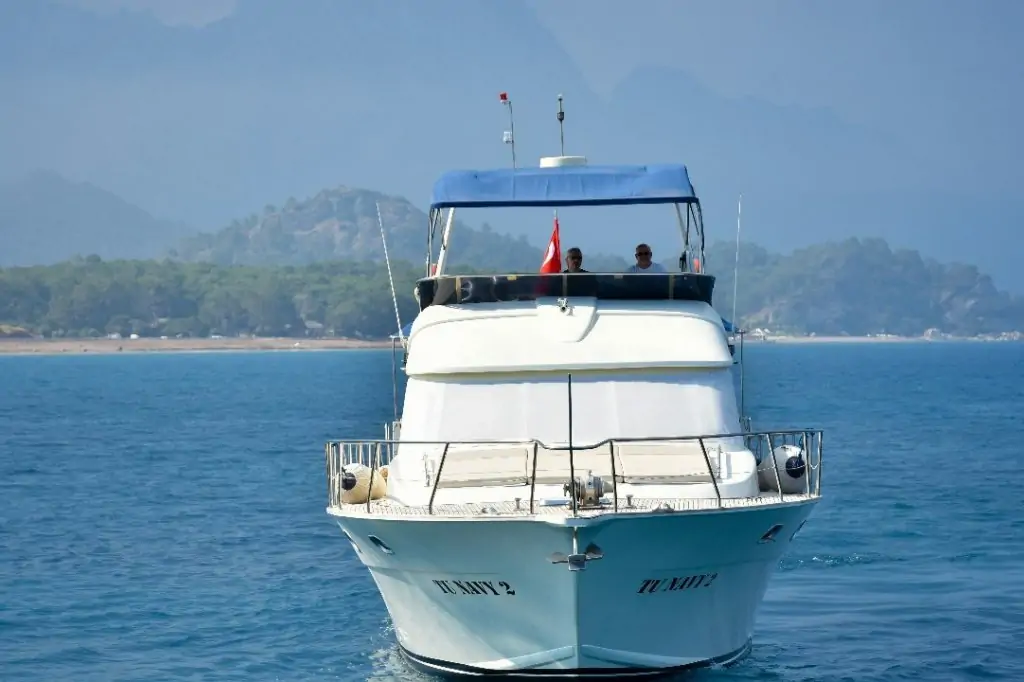 Kemer Yacht Rental 20m Custom Built 50